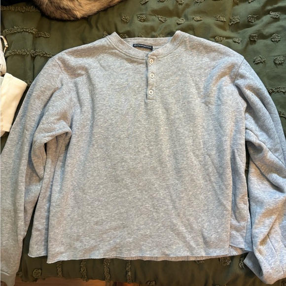 Brandy Melville Sweater - Picture 1 of 1